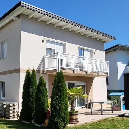 Sole Holiday home Velden am Woerthersee